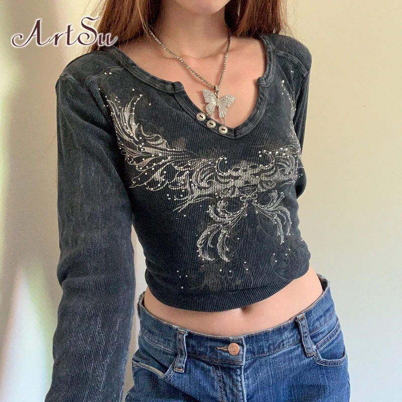 

ArtSu Vintage Black T-shirt Women Butterfly V neck Rhinestone Harajuku Tees Streetwear Autumn Graphic T Shirts Sexy Crop Tops