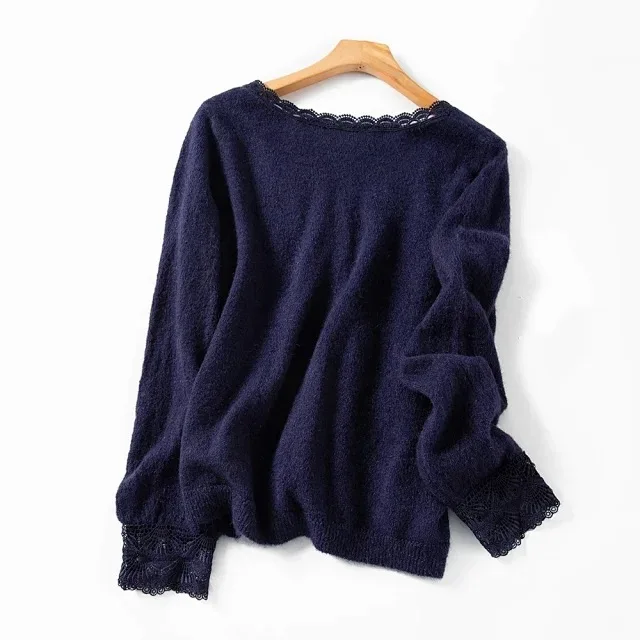 Женский мохеровый свитер на пуговицах с V образным вырезом| |