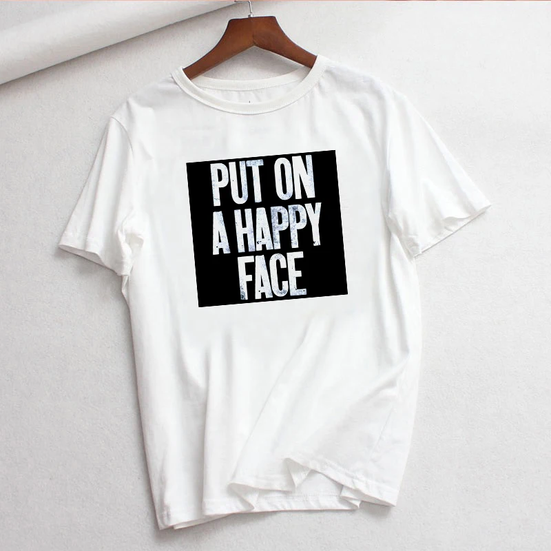 Женская футболка с надписью Наденьте счастливое лицо | одежда