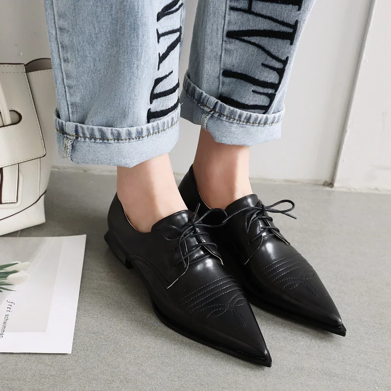 Туфли-лодочки женские из искусственной кожи заостренный носок низкий толстый