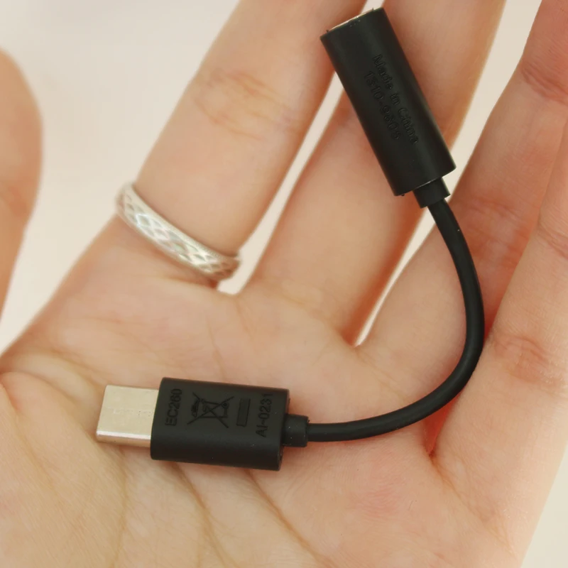 Переходник usb-c/3 5 мм для наушников штекер USB 3 1 Type-C/3 AUX аудиоадаптер SONY Huawei Xiaomi Samsung |