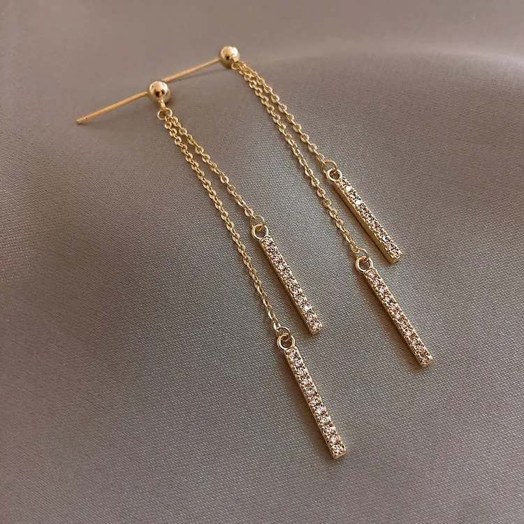 

S925 silver needle temperament cold wind word diamond earrings niche tassel super fairy long face thin