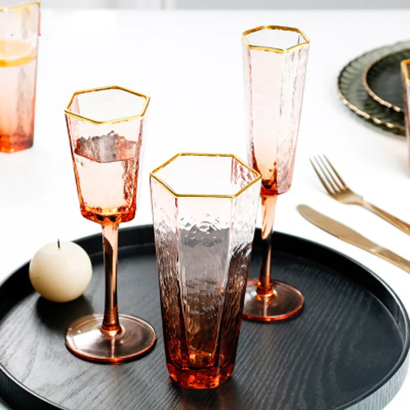 Набор из 2 х шестигранной формы дома или сока с нарисованным на утро молоко