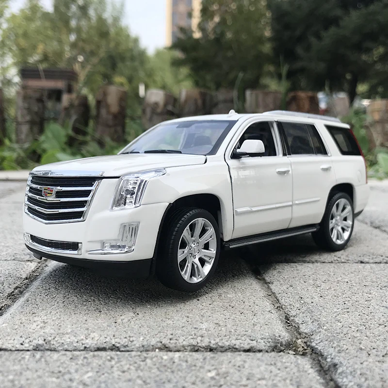 Welly 1:24 Cadillac Escalade 2017 внедорожник автомобиль литой дисплей металлическая модель