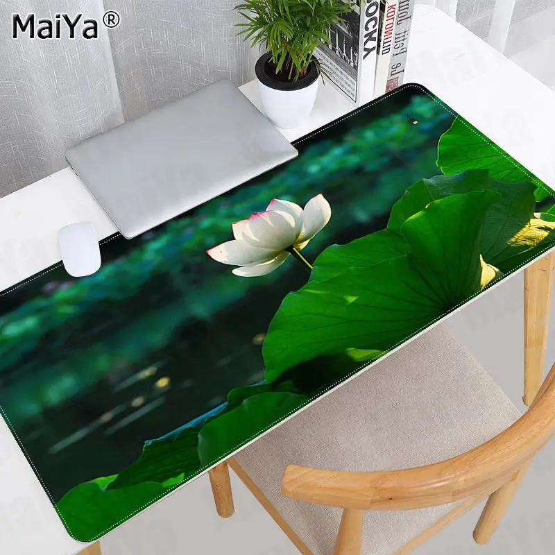 

Summer Lotus Cute Durable Rubber Mouse Mat Pad Size for Mouse Keyboards Mat Mousepad for boyfriend Gift