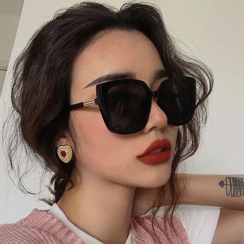 Очки солнцезащитные женские квадратные винтажные классические брендовые