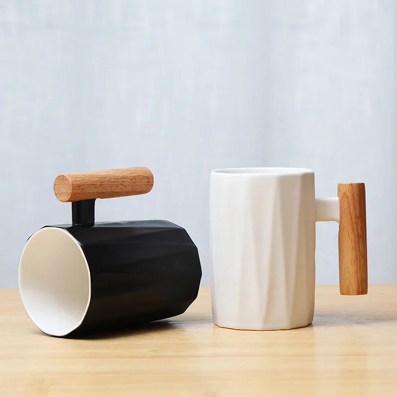 Подарок 330 мл креативная керамическая кофейная кружка с крышкой ложка посуда для