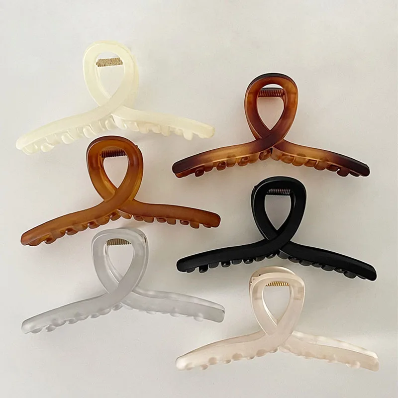 

Fashion Oversized 13cm Hair Claw Crab Matte Cross Hair Clips Women Simple Claw Clips Clamp Barrette Headwear Hair Accessories