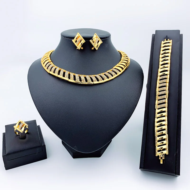 

Dubai Gold Jewelry Sets for Women Geometric Shape Necklace Fashion Women Crystal Bracelet Earrings Ring Jewelry Gift