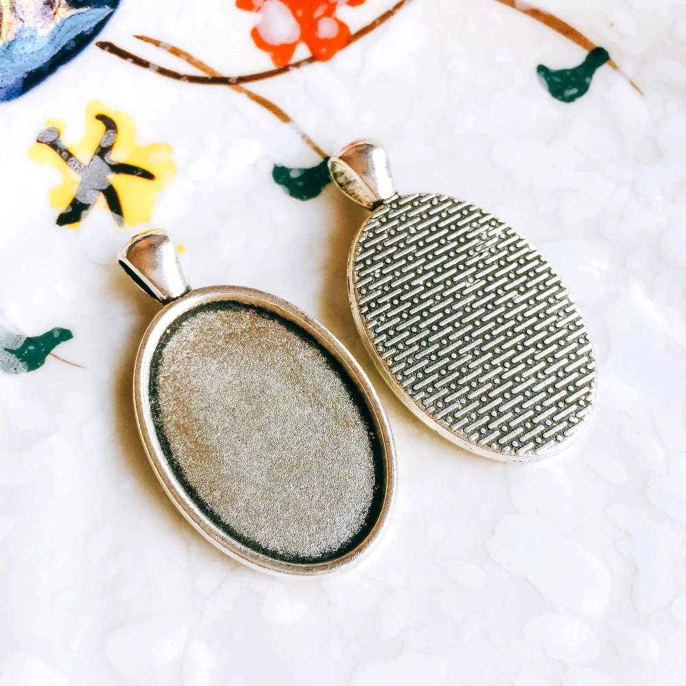 

5pcs/lot 20x30mm Necklace Pendant Setting Antique Bronze Silver Glass Cabochon Blank Base Supplies for Jewelry T211