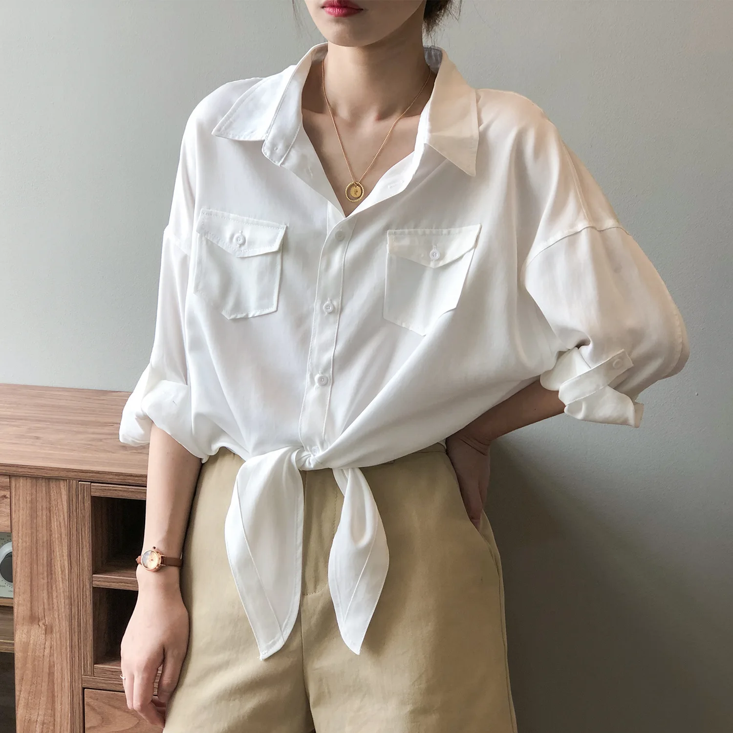 

Early Autumn 2020 New Retro Style Loose Lace-up Design Shirts White Crop Top Women Blouses Streetwear