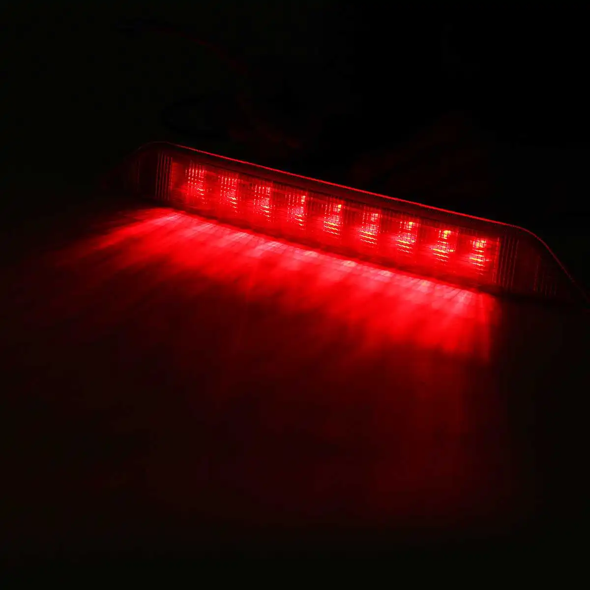 

Car Additional High Brake Stop Light Third High Mount Warning Turn Signal LED Lamp For Nissan X-trail T31 2008 2009 2010-2013