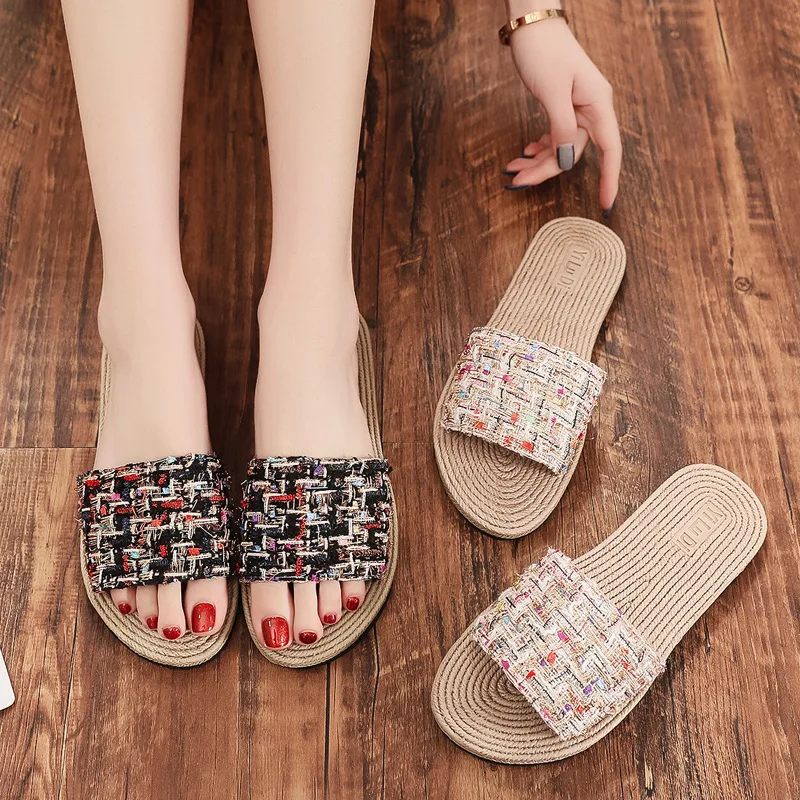 

2021 Hot Summer Indoor Flip Flop Women Casual Straw Shoes Women Beach Sandals Linen Slippers Flax Plaid Fabric Flat Non Slip