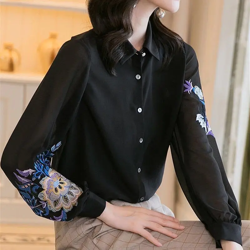 

Женская рубашка в стиле весна-осень, Женская Однотонная рубашка с вышивкой и отложным воротником, винтажные свободные топы с длинными рукав...