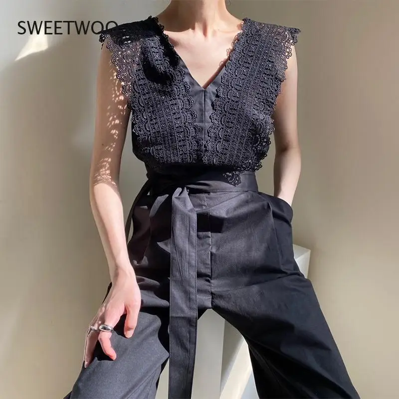 

Casual Retro Safari Style Chic Black V-neck Heavy Industry Lace Crochet Stitching Lace-up Waist Sleeveless Jumpsuit Women Summer