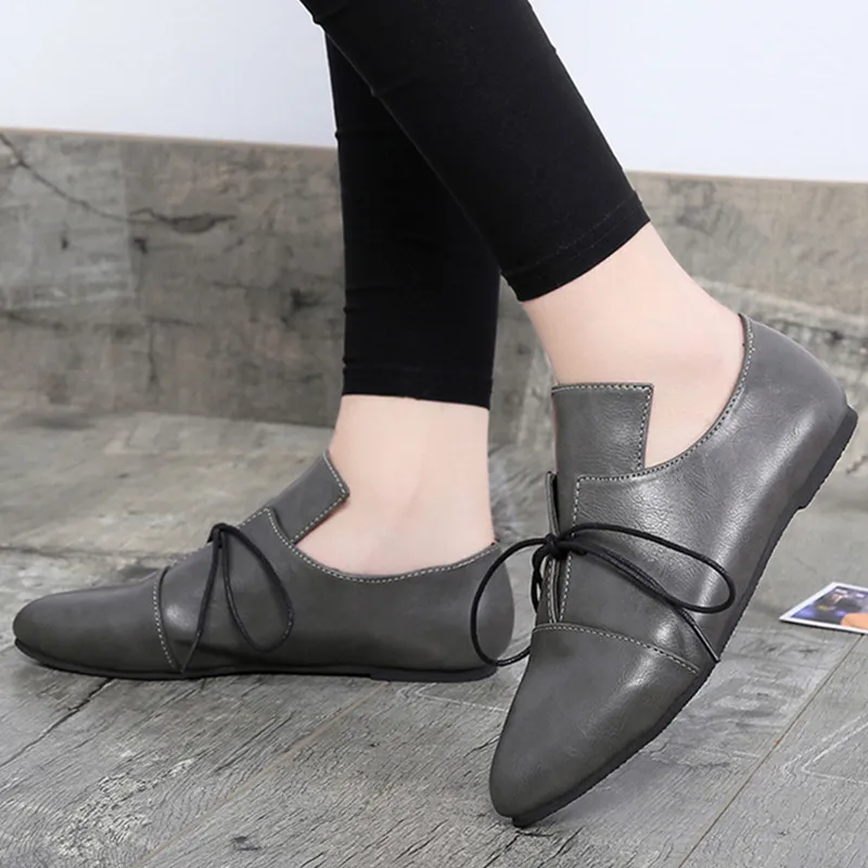 Лоферы женские из искусственной кожи мягкие заостренный носок на шнуровке