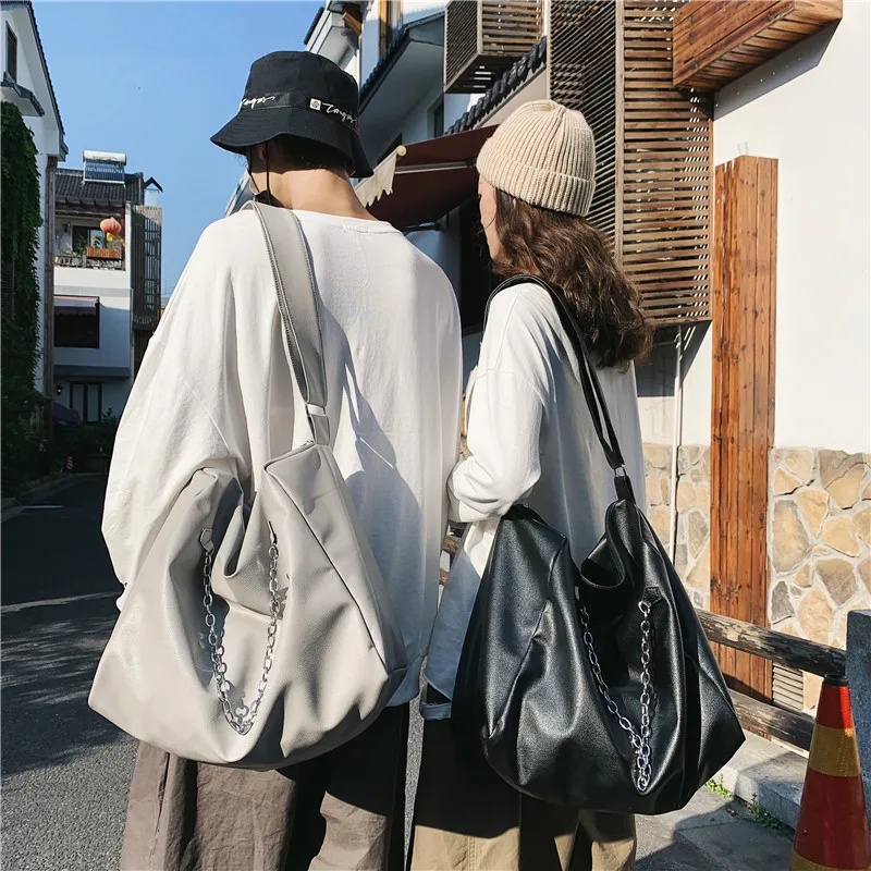 

Retro Harbor Style 2020 Shoulder Messenger Bag Lightweight large capacity dry and wet separate shoulder messenger bag