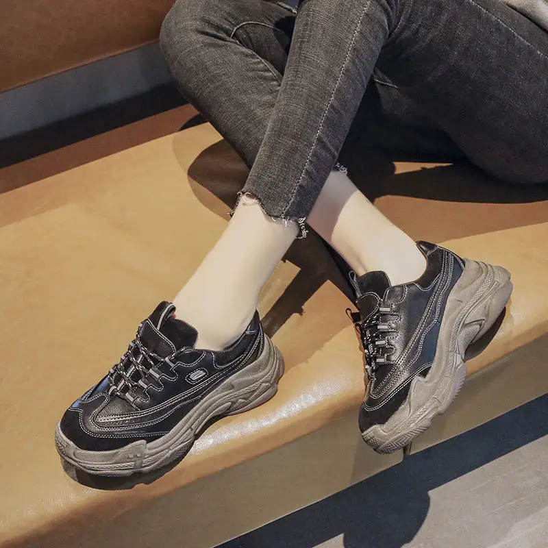 Женские кроссовки на платформе черная обувь для девочек Высококачественная