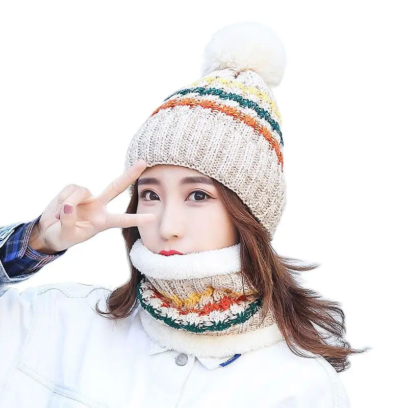 Женская вязаная шапка из двух частей шерстяная в полоску с воротником и рукавами