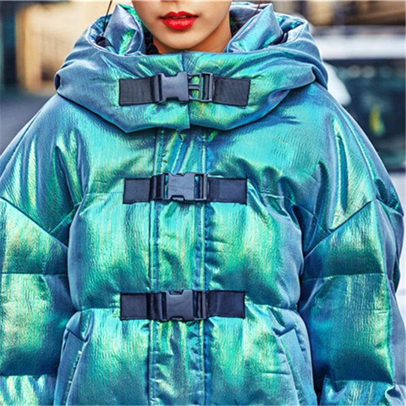 Женская зимняя куртка с капюшоном и лазерной подкладкой в стиле Харадзюку |