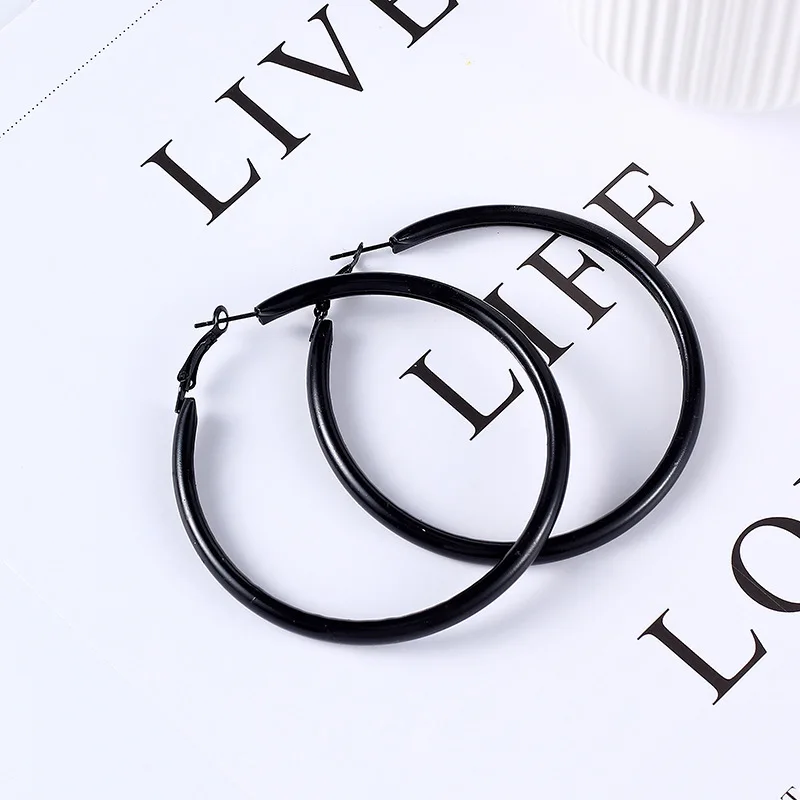 

2021 New Punk Fashion Wide Big Hoop Black Earrings For Women Statement Accessories Gift Party Banquet Jewelry