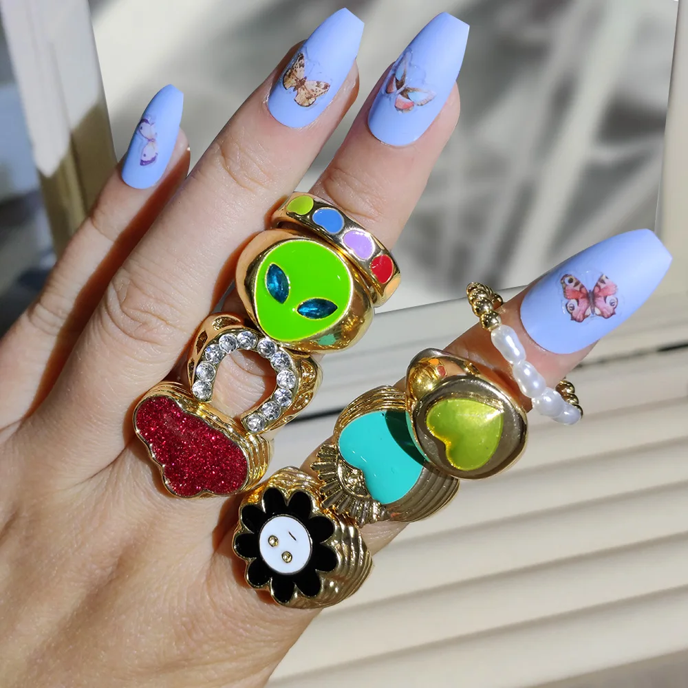 

Trendy Enamel Love Heart Flower Rings Shiny Clouds Alien Face Bagua Yin Yang Geometric Rings For Women 2021 Korea Jewelry Gifts