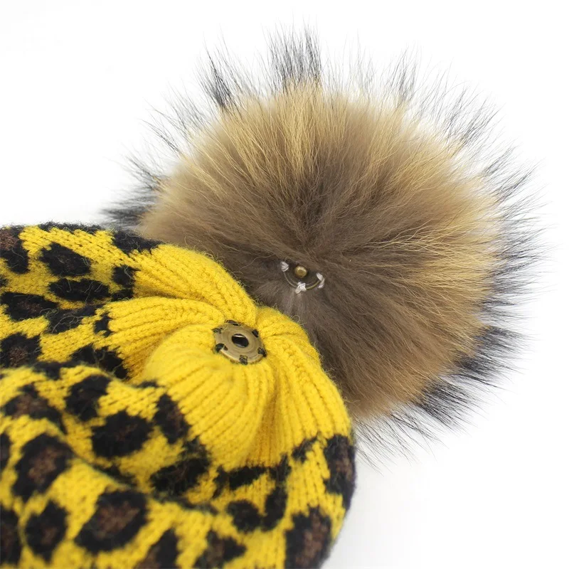 Женские шерстяные шапки с принтом Модные леопардовые вязаные помпоном из