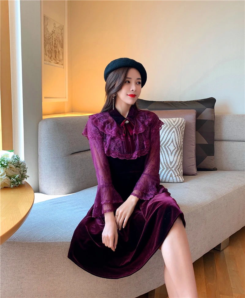 Женское бархатное платье до колен дизайнерское подиумное с бантом на воротнике и