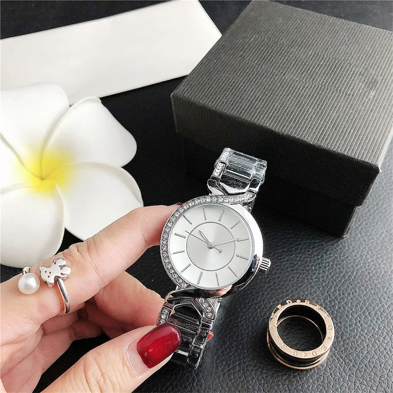 

100 New Luxury Bear Women Watch 32mm Casual Quartz Ladies Diamond Fashion Feminino For Dropshipping