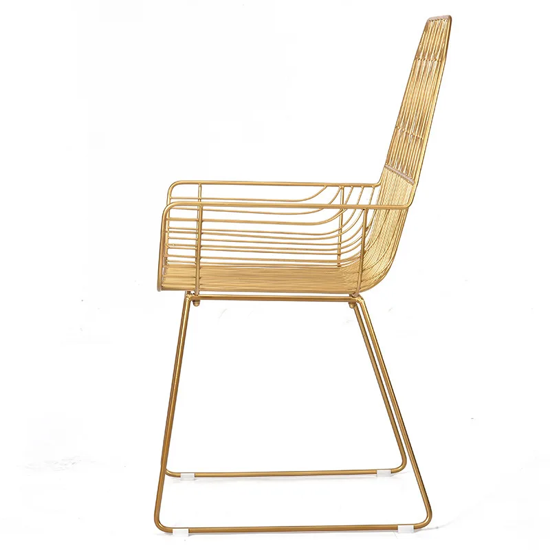 Современный минималистичный обеденный стул в скандинавском стиле золотистое