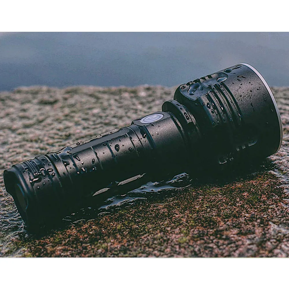 

LED Powerful Flashlight Rechargeable Super Bright Long-range High-power Outdoor Home Searchlight LDF668