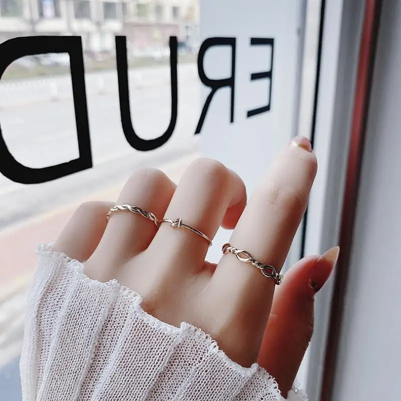 

XIAOBOACC 3-Piece Set Ring for Women Temperament Simple Corrugated Round Gold and Silver Holiday Gift Ring Jewelry Dorshippig