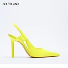 Женские туфли на высоком каблуке с ремешком на пятке