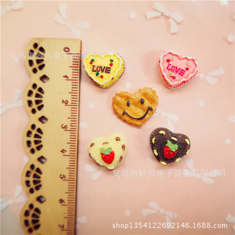 10pcs Mini Food Cakes Bread Biscuit Dollhouse Miniature Kitchen Decoration for Children Kid Randomly Sent Mixed Set - купить по