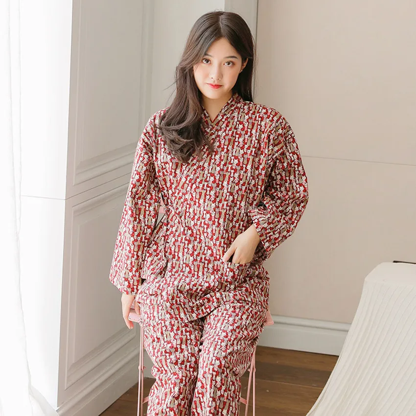 

Yukata Women Men 2 Colors Couple Pajamas Sanding Long Robe Cartoon Print Cotton Loose Home Service Suit Winter Japanese Kimono