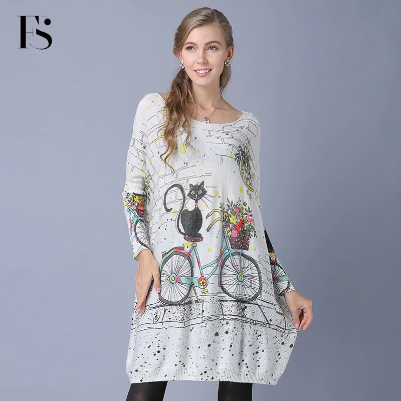 Свитер женский трикотажный с принтом в виде кота и рукавами летучая мышь |