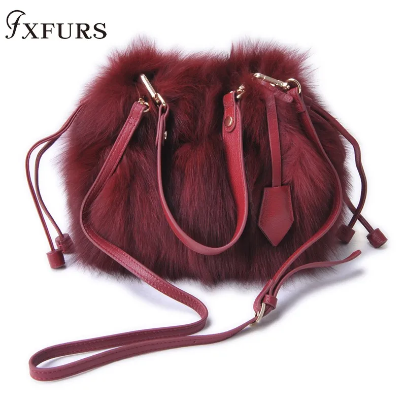 

2020 New Winter Women Fox Fur Handbag Genuine Cowhide Single Shoulder Bag Girl Fashion Fur Bags Wrist Casual Tote Luxury Bag