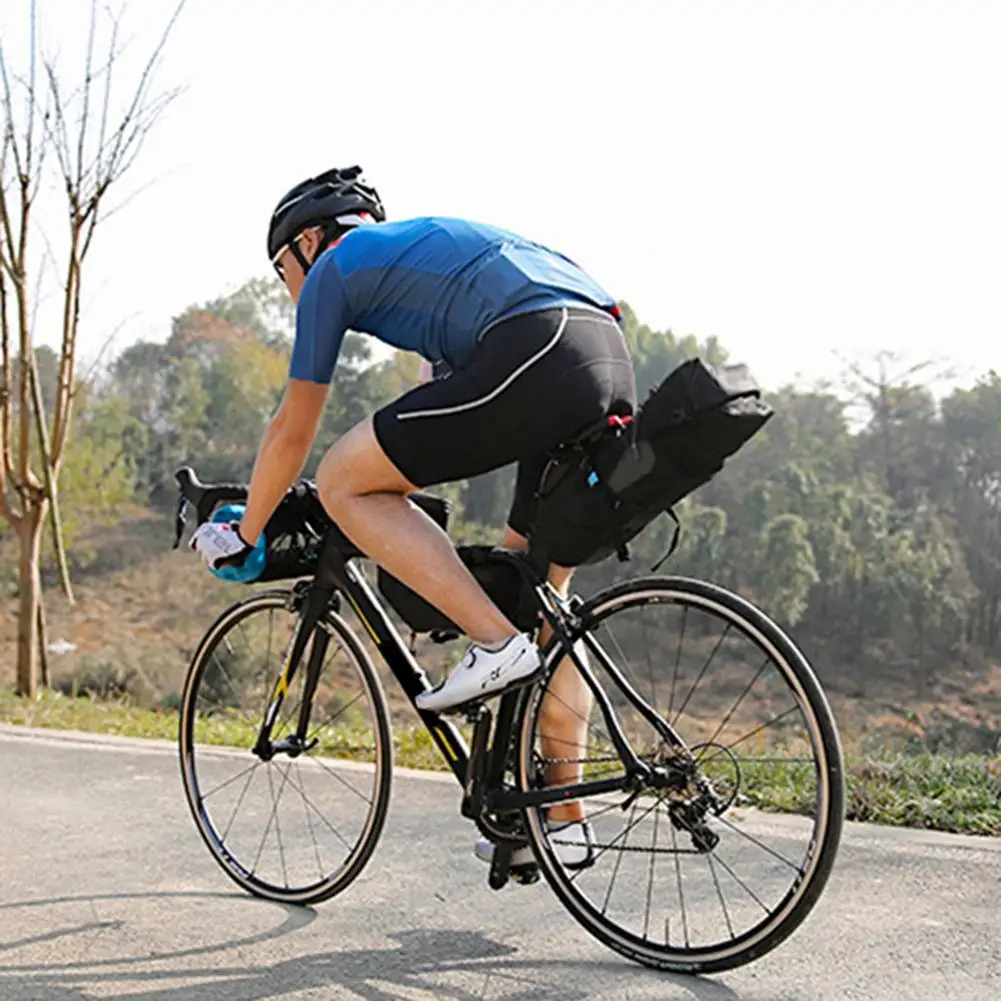 Велосипедная сумка водонепроницаемая вместительная на седло для велосипеда