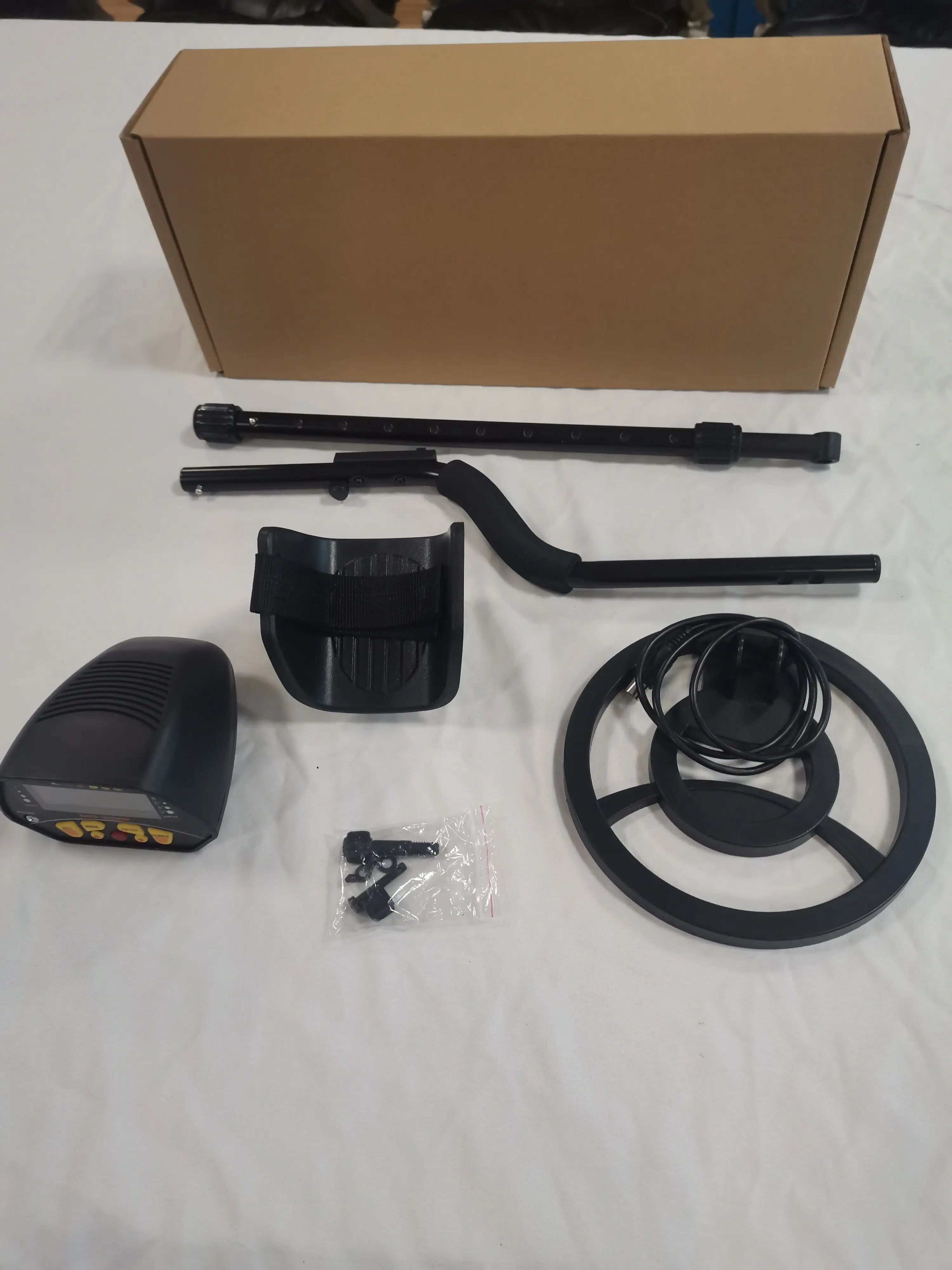 Металлоискатель с режимами работы со всеми металлическими и дисковыми функция P/P