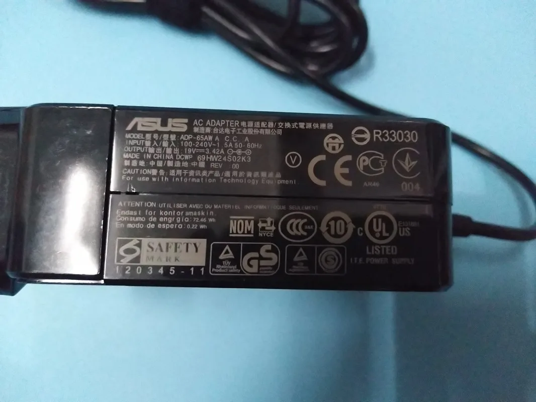 Новый тонкий ЕС Оригинальный OEM 19V 3.42A 65W AC адаптер питания для ASUS S550 PA-1650-93 |