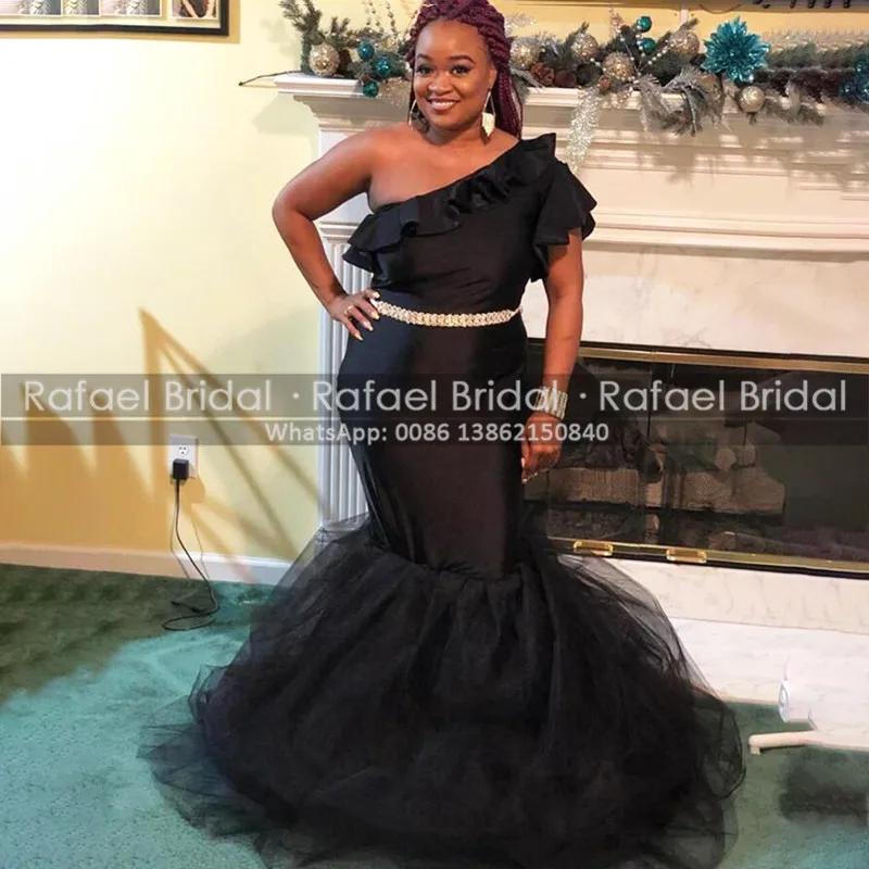 

Plus Size Women Formal Evening Dresses Ruffles One Shoulder Puffy Mermaid Black Tulle Long Party Dress Gown