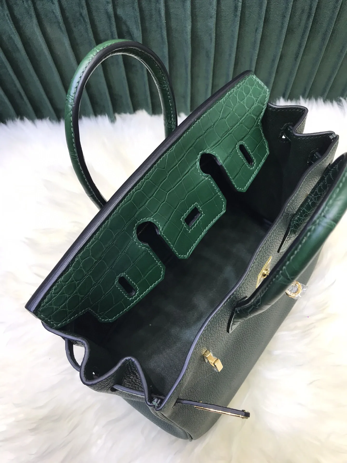 

Fully HANDMADE DESIGNERS Handbag,25CM,Crocodile with TOGO Leather,Green Luxury purse,Wax line stitiching,Fast delivery