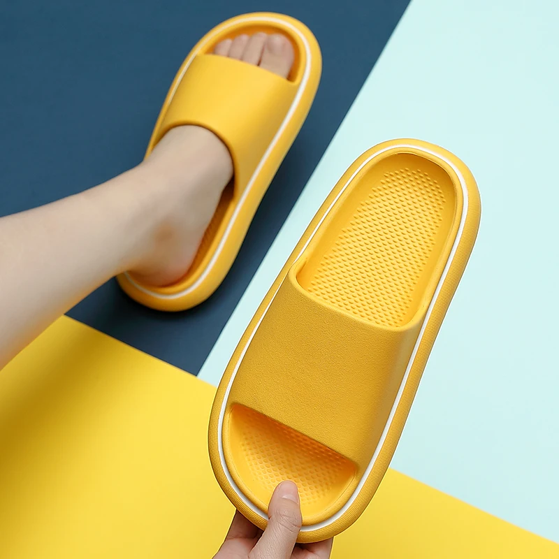 

Women Indoor Floor Flat Shoes Summer Non-slip Flip Flops Bath Home Slippers Househole Slippers Comfortable Zapatillas