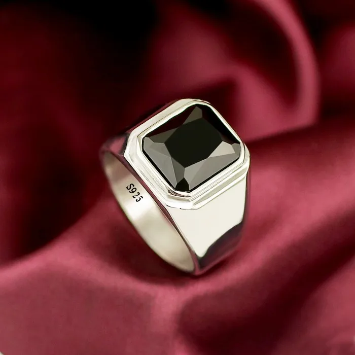 

New 925 silver men's simple retro ring male red sapphire black agate ring