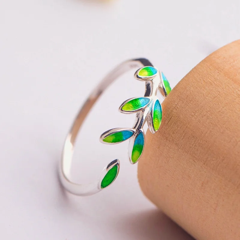 

Sweet Green Leaf Handmade 925 Sterling Silver Rings Temperament Personality Fashion Female Trendy Resizable Opening Rings
