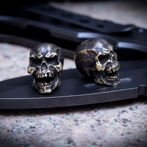 Оригинальные маленькие темные бусы на веревочке ручной нож ключ подвеска