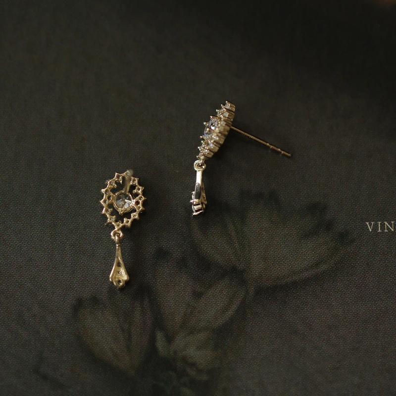 

Vintage Dainty Wedding Earrings Female Crystal Small Zircon Stone Earrings Real 925 Sterling Silver Gold Stud Earrings For Women