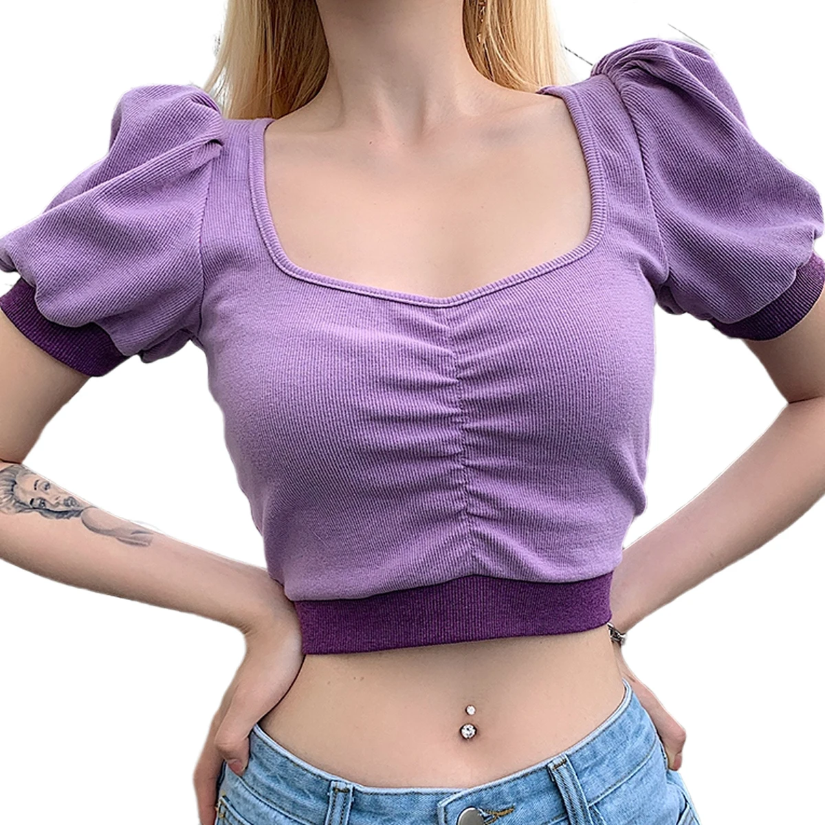 Женский укороченный топ с рукавами-фонариками фиолетовая облегающая футболка в