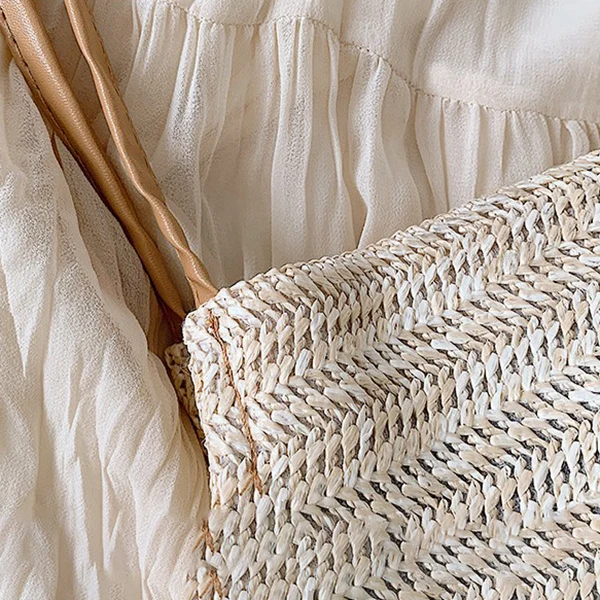 

Straw Bucket Bag Fashion Wild Woven Creative Ladies Shoulder Bag