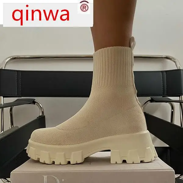 

Autumn and winter 2022 new couple socks shoes women thick-soled casual large size net red knitted short boots women Qin Wa